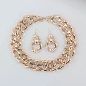Choker and earrings set color gold